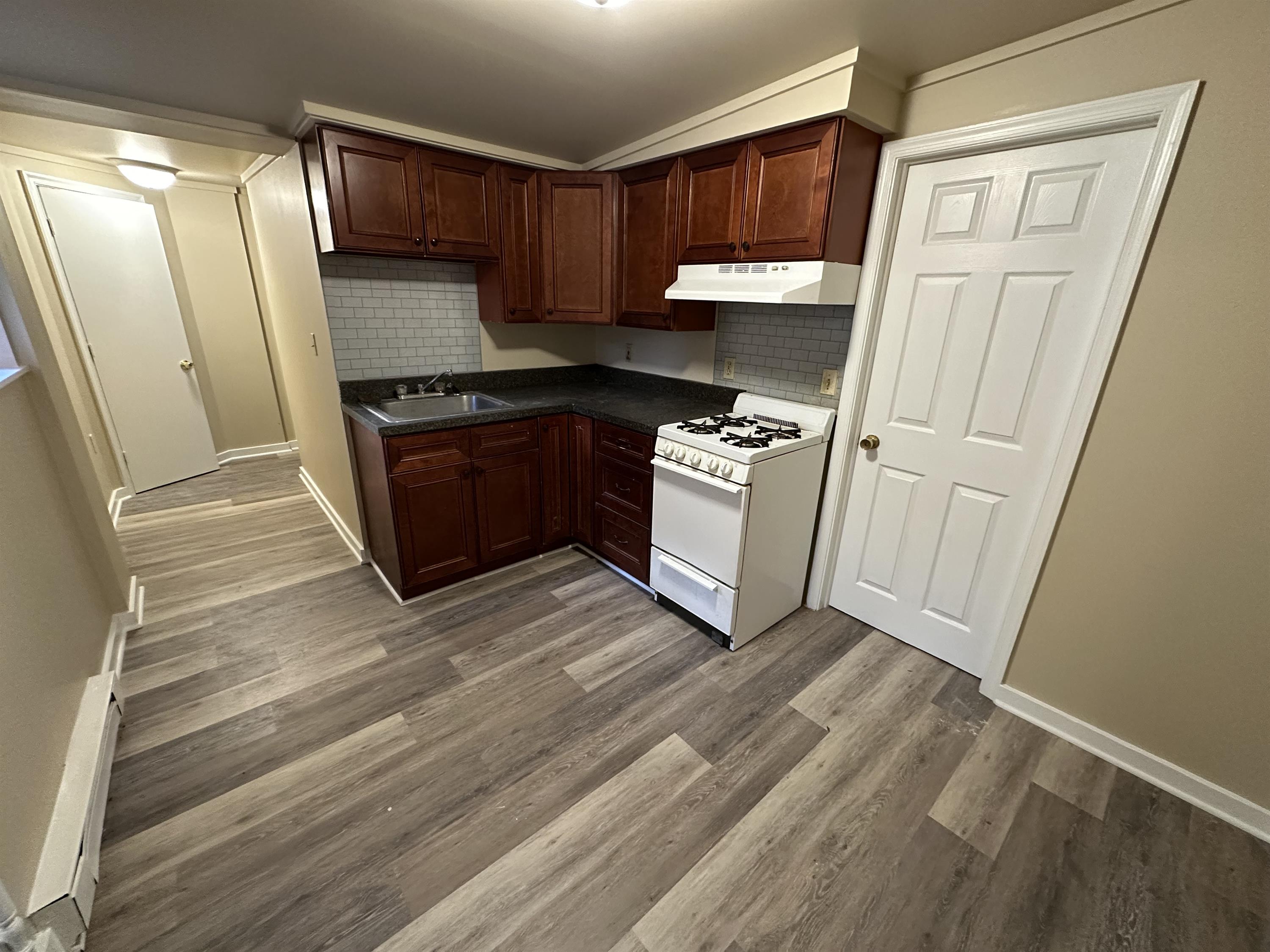 25 Conestoga Street - 3