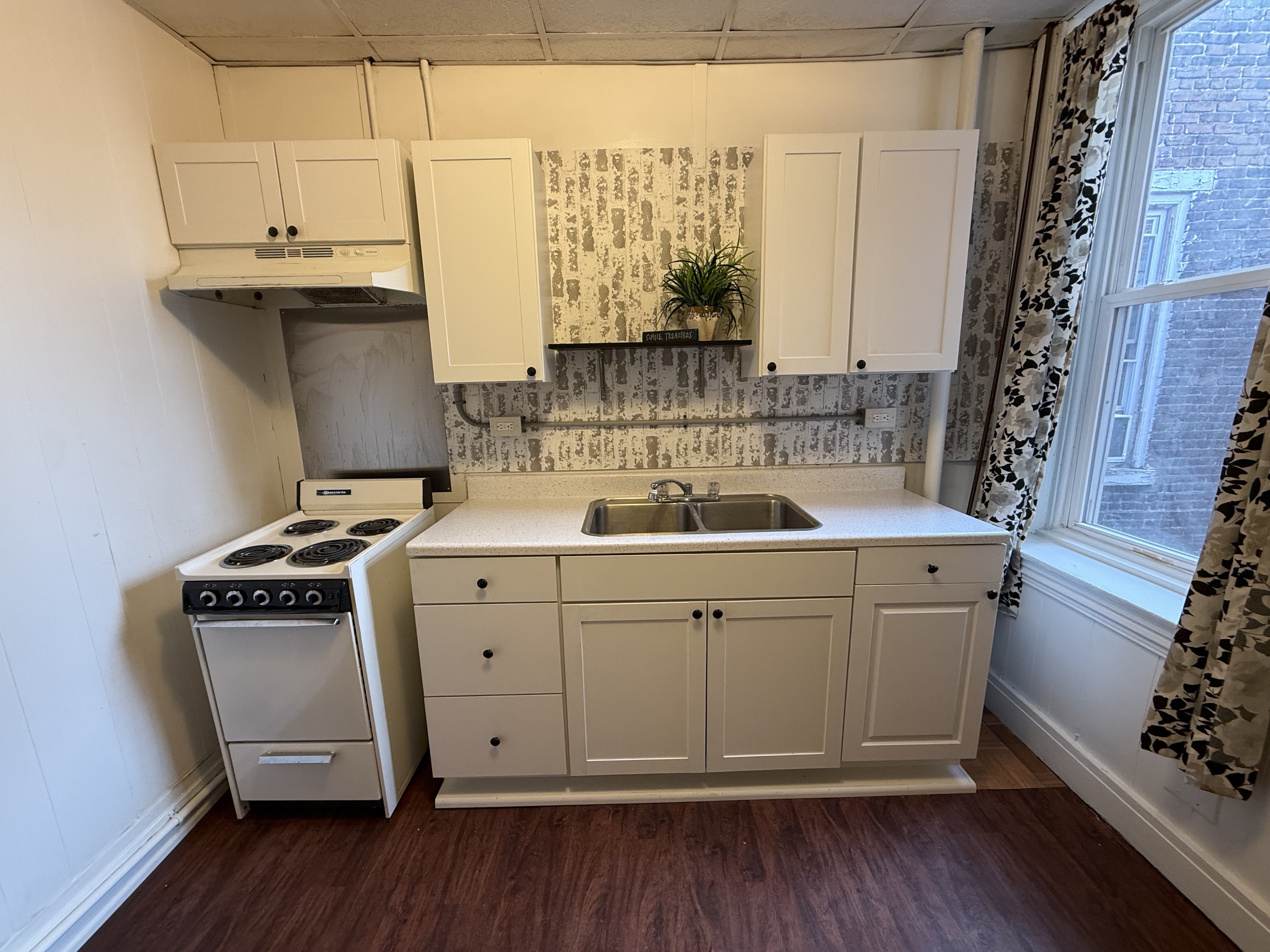 225-227 North 8th Street - 2A