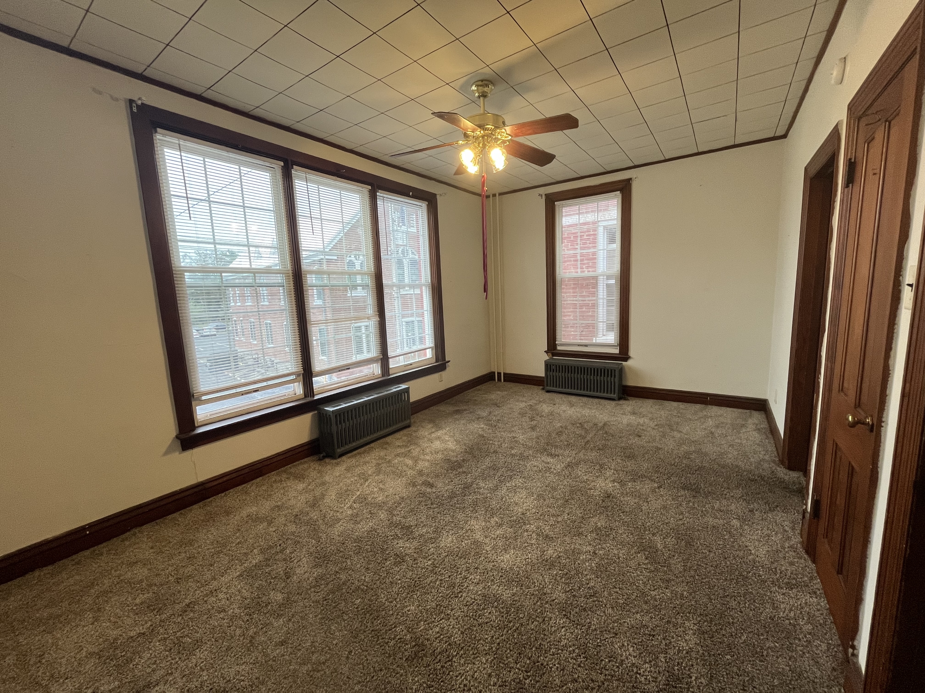 825 Church Street - 2W
